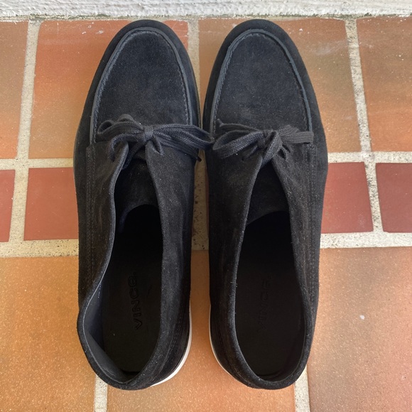 VINCE men’s Black Suede Chukka Boot - Picture 4 of 5